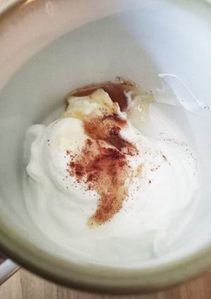 ヨーグルトにはちみつシナモンがけ-レシピのメイン写真