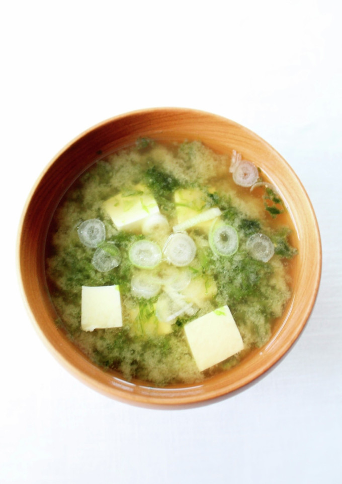 生青のりで【青のりと豆腐のお味噌汁】-レシピのメイン写真