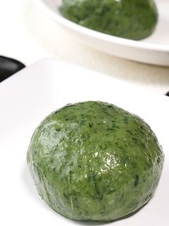 摘んだよもぎで作る【よもぎ餅(草餅)】-レシピのメイン写真
