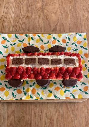 男の子の誕生日に、電車のケーキ-レシピのメイン写真