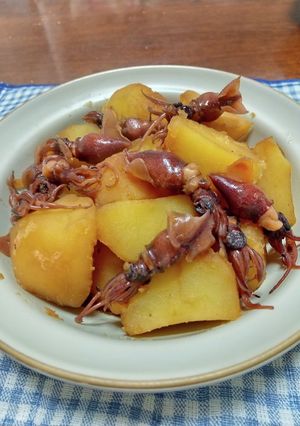 じゃがいもとホタルイカの煮物-レシピのメイン写真