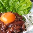 【三幸園】たまごとろーりまぐろユッケ