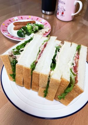 生ハムやツナやチーズのサンドイッチ-レシピのメイン写真
