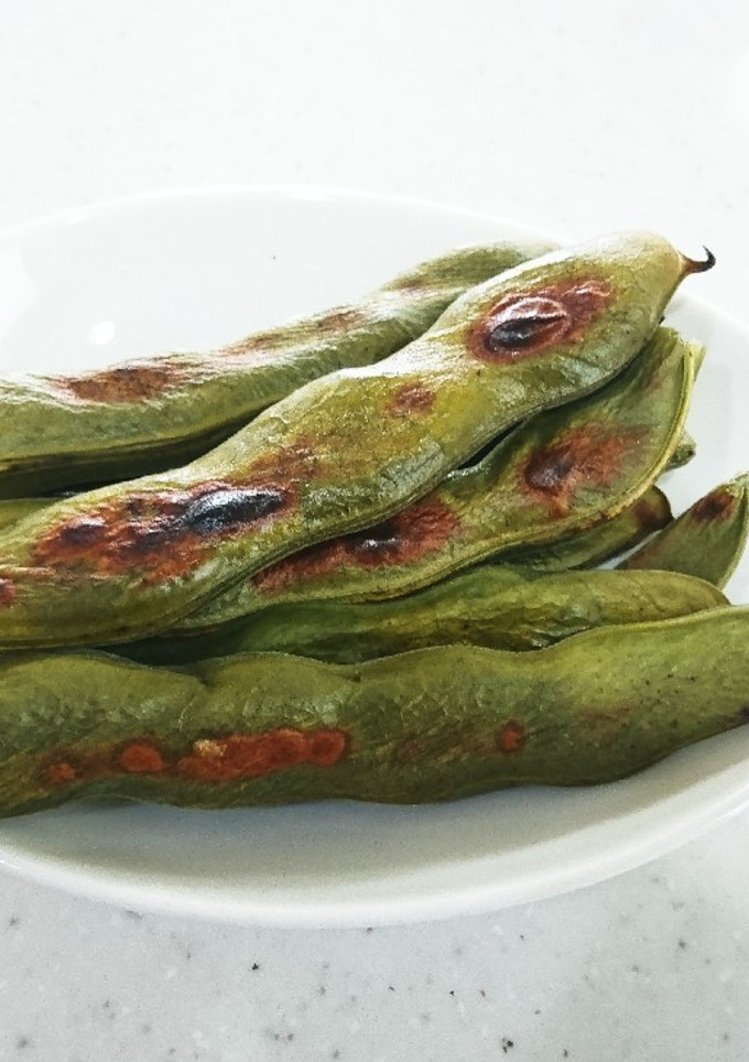 トースターで簡単☆鞘ごと丸っと焼きそら豆-レシピのメイン写真