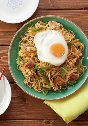 牛ミックスボイルホルモンの味噌焼きそば-レシピのメイン写真