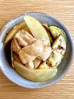 鶏胸でコク旨!新じゃがのオイマヨ炒め-レシピのメイン写真
