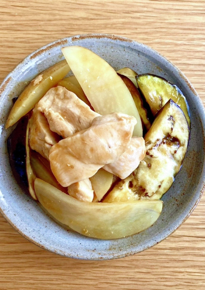 鶏胸でコク旨！新じゃがのオイマヨ炒め-レシピのメイン写真