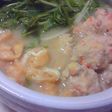 手作り鶏団子と水菜の味噌ゴマ鍋