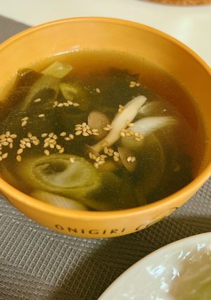 韓国わかめスープ-レシピのメイン写真
