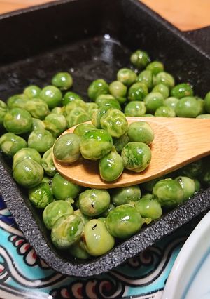 シンプルに美味しい❤️えんどう豆のグリル-レシピのメイン写真