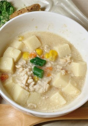 豚ひき肉と豆腐の味噌スープ-レシピのメイン写真
