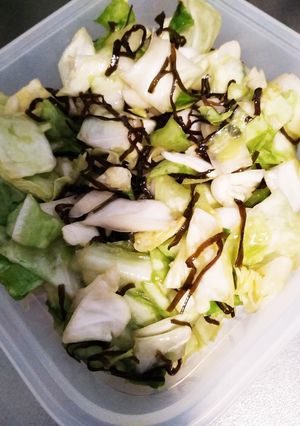 簡単副菜♪キャベツの塩昆布和え-レシピのメイン写真