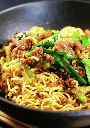 本格的「四川坦々麺」をカップ麺で作る！-レシピのメイン写真