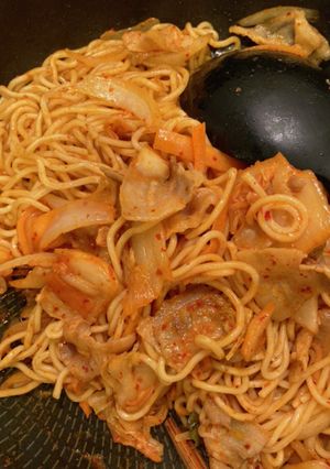 ピリ辛キムチ焼きそば-レシピのメイン写真