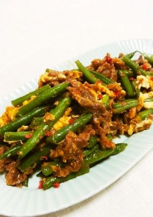 さやいんげんと牛肉の味噌玉チリ炒め-レシピのメイン写真