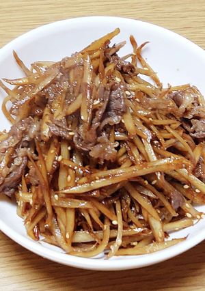 照り照り๑^^๑牛肉とごぼうのきんぴら❣-レシピのメイン写真
