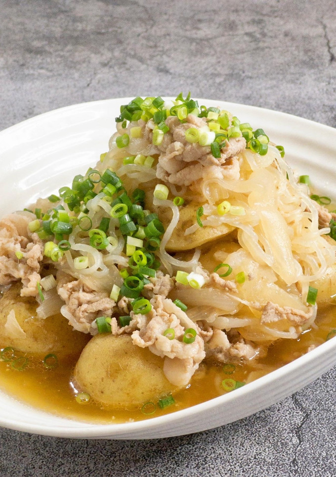 豚肉と新じゃがと新玉ねぎのめんつゆ煮-レシピのメイン写真