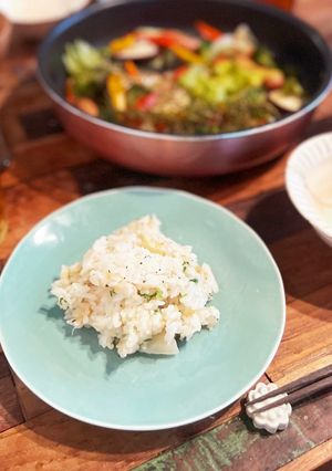 炊飯器まかせ！丸ごと玉ねぎの炊き込みご飯-レシピのメイン写真