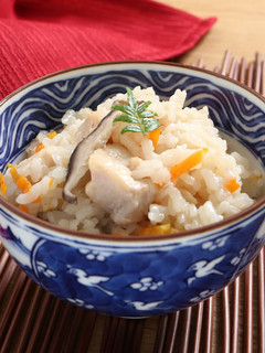 簡単美味しい!炊き込みご飯-レシピのメイン写真