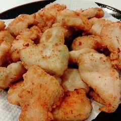 A picture of 鶏むね肉のこんぶ茶風味揚げ.