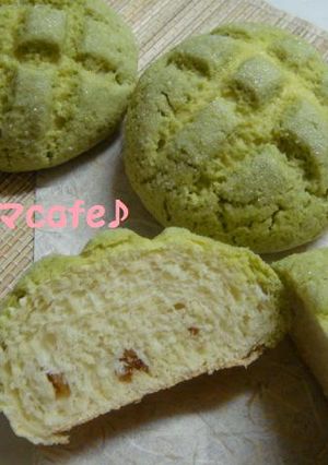 ドライいちじくin抹茶メロンパン-レシピのメイン写真