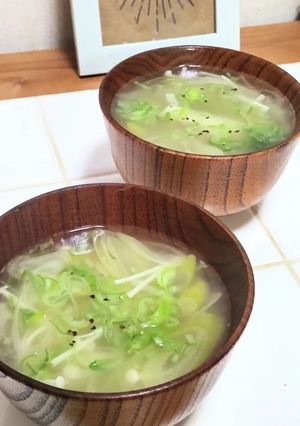 簡単1品！長ネギとエノキの中華スープ-レシピのメイン写真