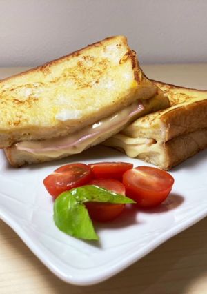 ブランチに✨ハムチーズフレンチトースト-レシピのメイン写真