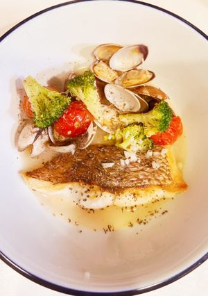 簡単すぎる♡真鯛や白身魚のアクアパッツァ-レシピのメイン写真