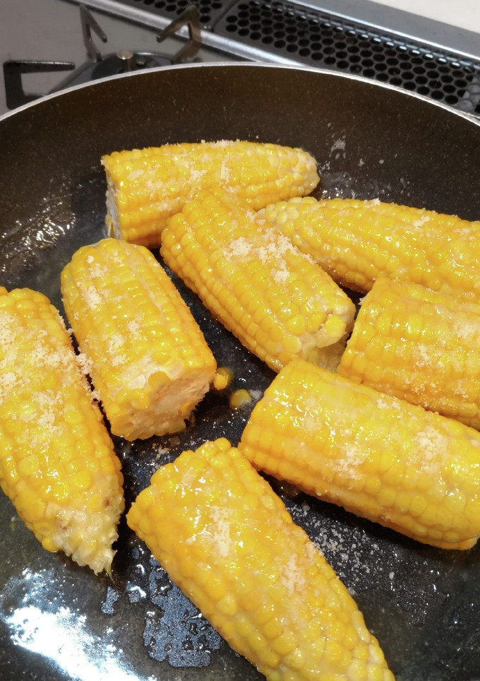 屋台風☆バターチーズ焼きとうもろこし-レシピのメイン写真