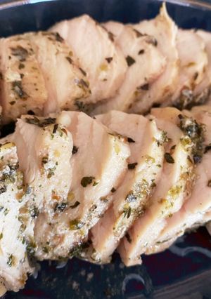 低温調理で超柔らか鶏胸サラダチキン＆温玉-レシピのメイン写真