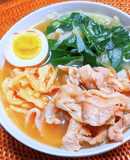 豚骨スープのしゃぶしゃぶ肉ラーメン