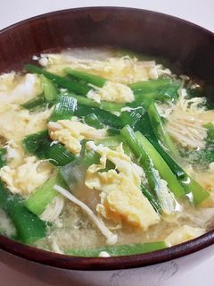 大根とニラ玉具沢山食べ応えたっぷり味噌汁-レシピのメイン写真