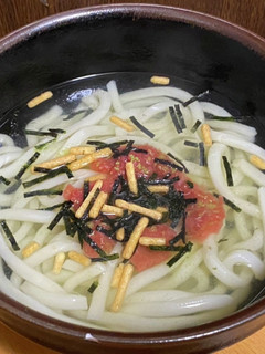 極超簡単・お茶漬け海苔&梅干でうどん-レシピのメイン写真