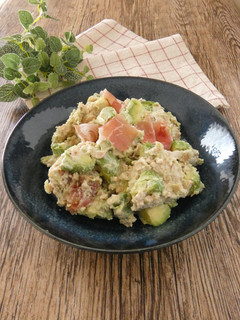 アボカドと大豆のサラダ-レシピのメイン写真