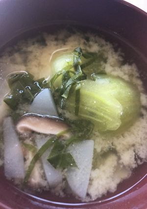 大根とチンゲン菜のみそ汁-レシピのメイン写真