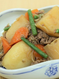 煮物つゆの黄金比(肉じゃが、筑前煮等)-レシピのメイン写真