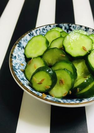 ビニール袋で胡瓜の簡単漬物 クミンシード-レシピのメイン写真