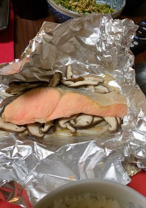 鮭としいたけのピリ辛ホイル焼き-レシピのメイン写真