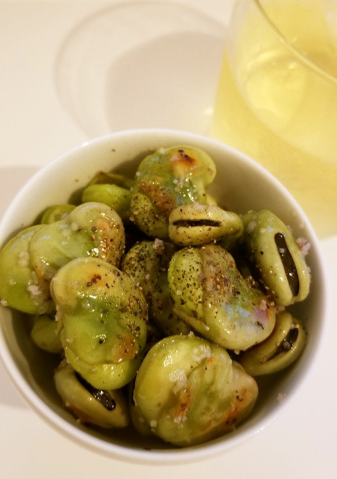 皮まで美味しい！簡単そら豆塩炒め-レシピのメイン写真