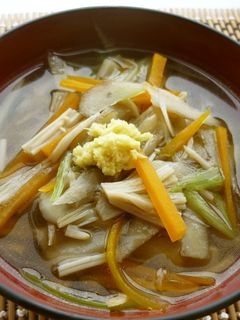 きのこと根菜の汁物-レシピのメイン写真
