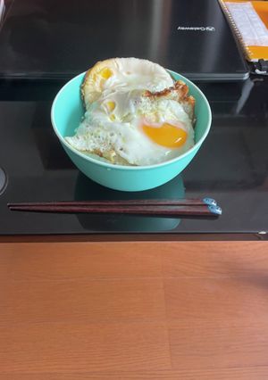 目玉焼き丼-レシピのメイン写真