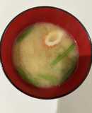 ちくわとほうれん草のお味噌汁！