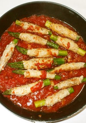 アスパラ肉巻きトマトソース♪簡単漢方薬膳-レシピのメイン写真