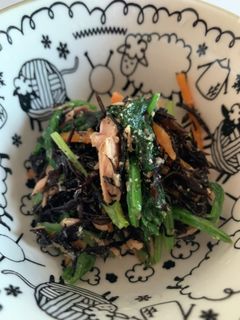 《妊婦ご飯》ひじきとほうれん草のツナ和え-レシピのメイン写真