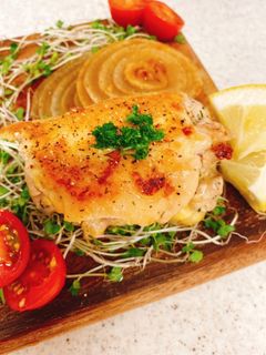 チーズが旨♪鶏ももにくのディル漬け焼き-レシピのメイン写真