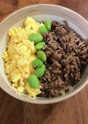 野菜が摂れるそぼろ丼！-レシピのメイン写真