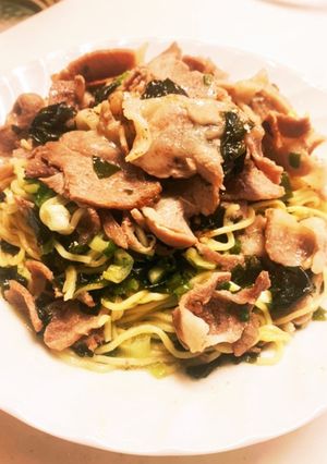 豚骨ラーメンアレンジ！肉焼きラーメン-レシピのメイン写真