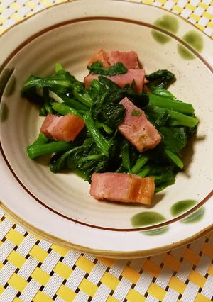 お弁当にも♫菜の花とベーコンのバター炒め-レシピのメイン写真