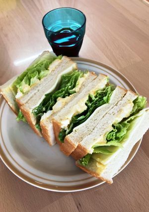 卵とレタスとチーズのサンドイッチ-レシピのメイン写真