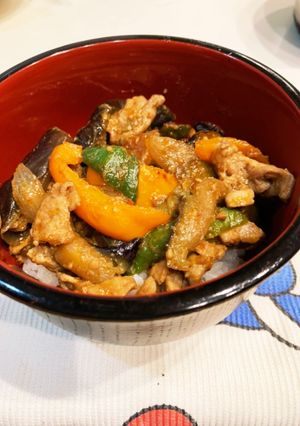 なすと豚肉の味噌炒め丼-レシピのメイン写真